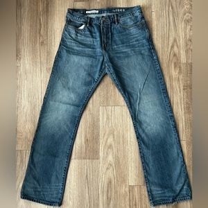 Gap 1969 straight leg jeans men’s 34x32 medium wash gently used